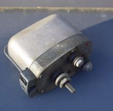 For sale - NOS Ruitenwissermotor 6-Volt, Nieuw, T1 1955-1963 6 Volt, EUR 200