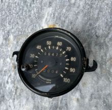 Prodajа - Volkswagen Beetle 1969 speedometer MPH trip meter odometer, EUR €500