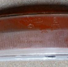 For sale - VW T2 early bay front turn lens 22762R6 broken, USD 15